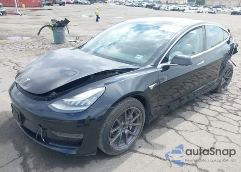 2018 Tesla Model 3 from USA, damaged, VIN 5YJ3E1EA4JF070268